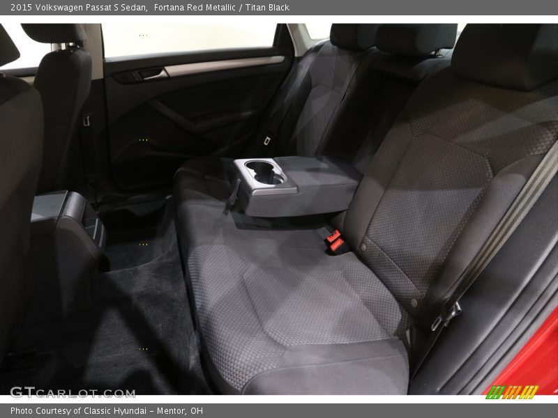 Fortana Red Metallic / Titan Black 2015 Volkswagen Passat S Sedan