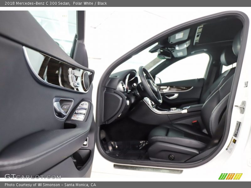 Polar White / Black 2018 Mercedes-Benz C 300 Sedan