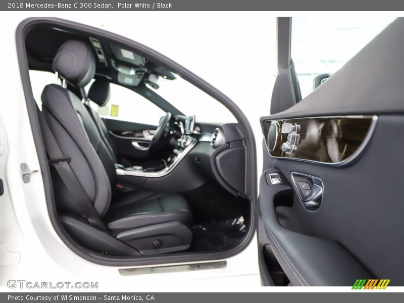 Polar White / Black 2018 Mercedes-Benz C 300 Sedan