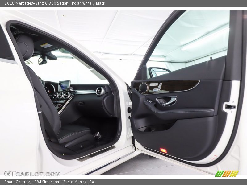 Polar White / Black 2018 Mercedes-Benz C 300 Sedan