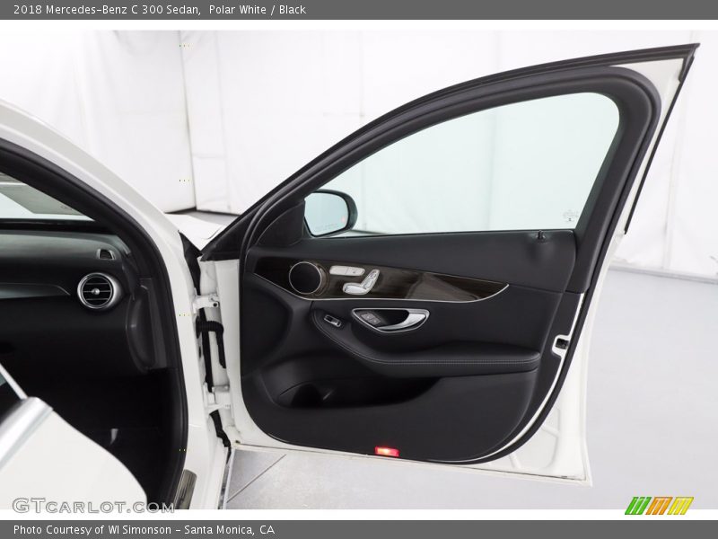 Polar White / Black 2018 Mercedes-Benz C 300 Sedan