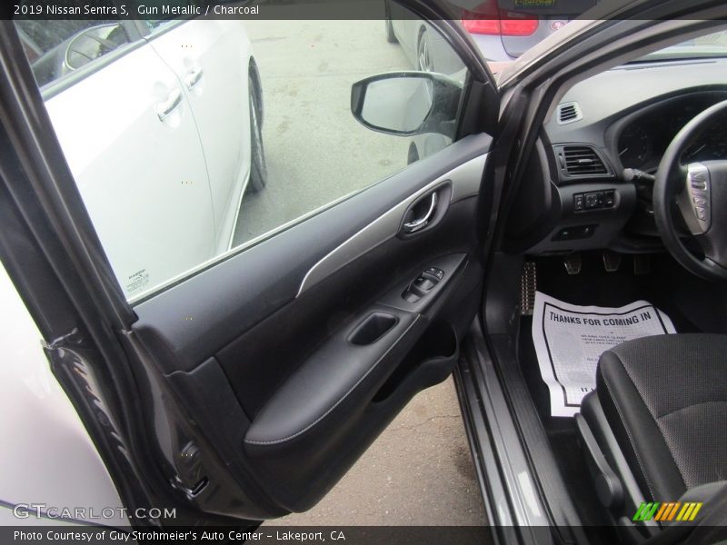 Gun Metallic / Charcoal 2019 Nissan Sentra S