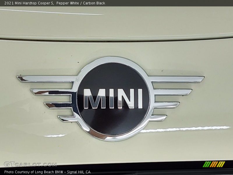 Pepper White / Carbon Black 2021 Mini Hardtop Cooper S