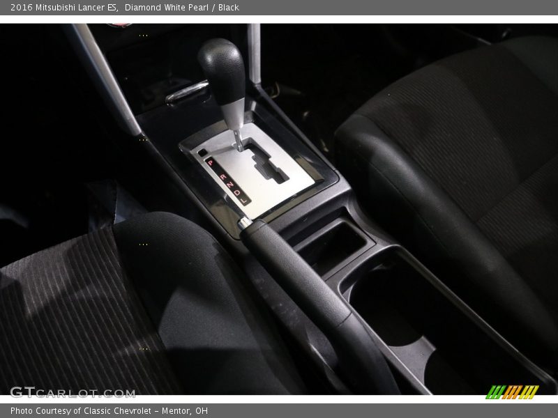 Diamond White Pearl / Black 2016 Mitsubishi Lancer ES