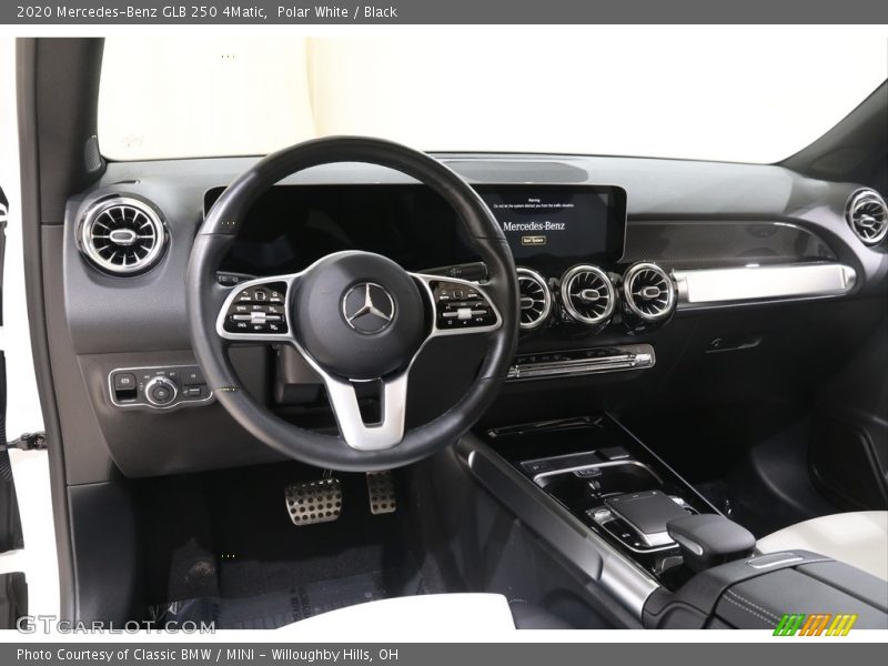 Polar White / Black 2020 Mercedes-Benz GLB 250 4Matic