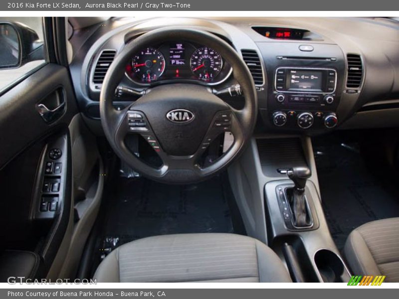Aurora Black Pearl / Gray Two-Tone 2016 Kia Forte LX Sedan