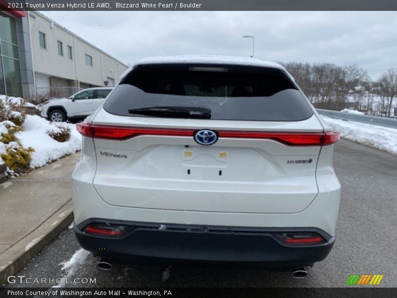 Blizzard White Pearl / Boulder 2021 Toyota Venza Hybrid LE AWD