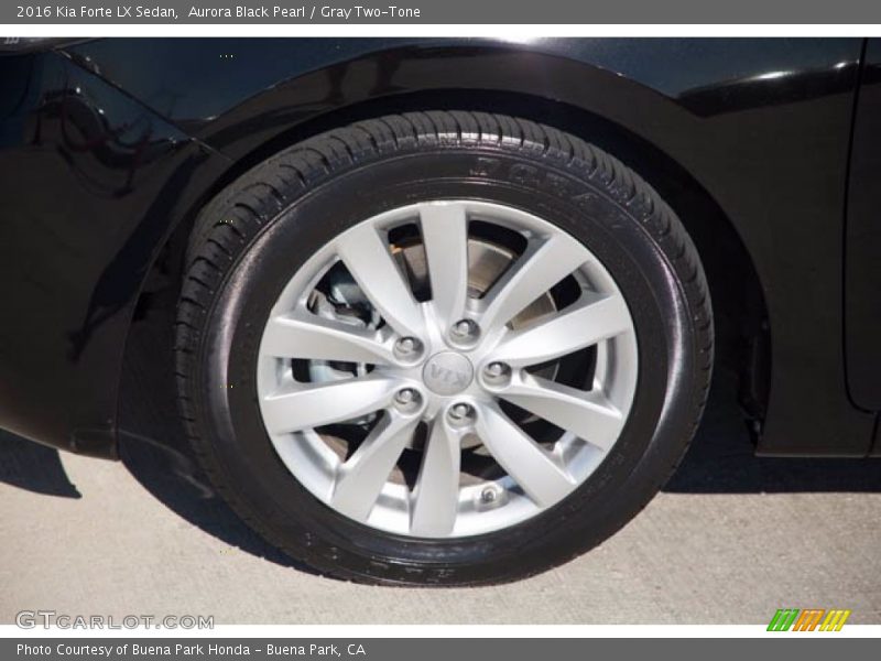  2016 Forte LX Sedan Wheel