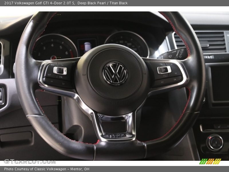 Deep Black Pearl / Titan Black 2017 Volkswagen Golf GTI 4-Door 2.0T S