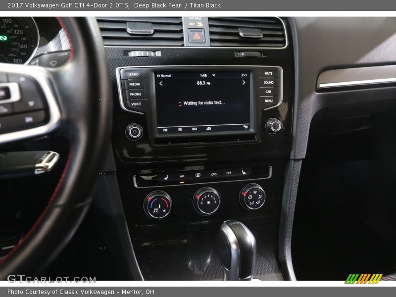 Deep Black Pearl / Titan Black 2017 Volkswagen Golf GTI 4-Door 2.0T S