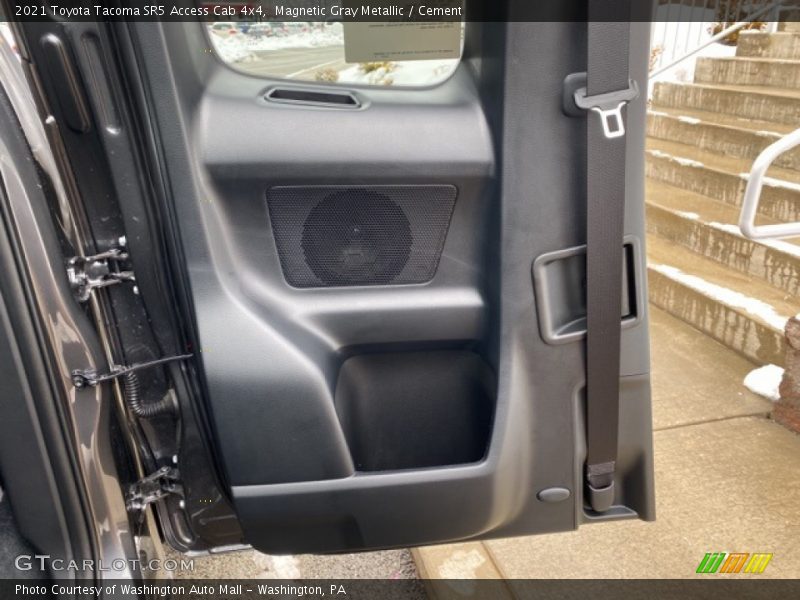 Magnetic Gray Metallic / Cement 2021 Toyota Tacoma SR5 Access Cab 4x4
