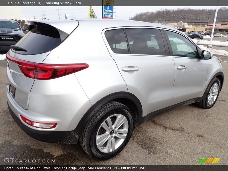 Sparkling Silver / Black 2019 Kia Sportage LX