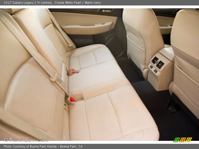 Crystal White Pearl / Warm Ivory 2017 Subaru Legacy 2.5i Limited