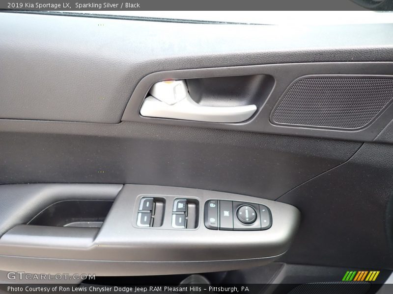 Sparkling Silver / Black 2019 Kia Sportage LX