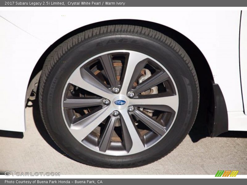 Crystal White Pearl / Warm Ivory 2017 Subaru Legacy 2.5i Limited