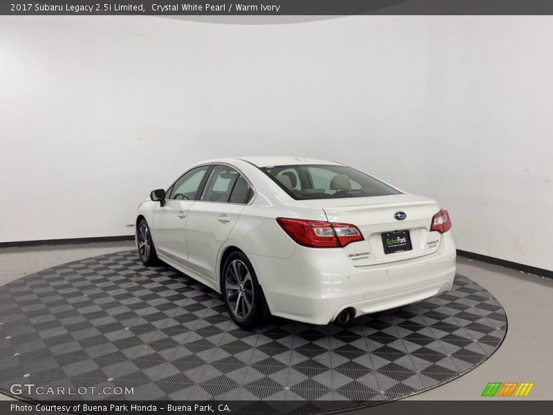 Crystal White Pearl / Warm Ivory 2017 Subaru Legacy 2.5i Limited