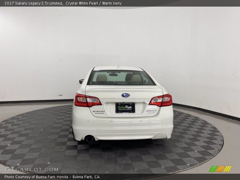 Crystal White Pearl / Warm Ivory 2017 Subaru Legacy 2.5i Limited