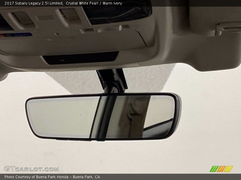 Crystal White Pearl / Warm Ivory 2017 Subaru Legacy 2.5i Limited