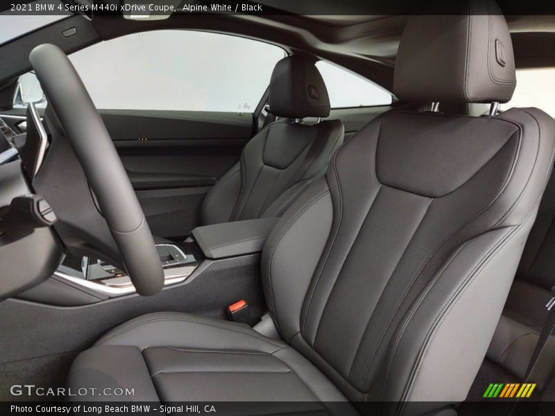 Front Seat of 2021 4 Series M440i xDrive Coupe