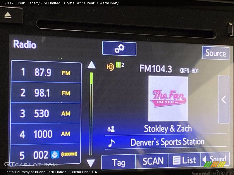 Crystal White Pearl / Warm Ivory 2017 Subaru Legacy 2.5i Limited
