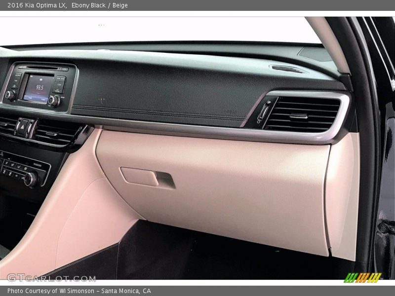 Dashboard of 2016 Optima LX
