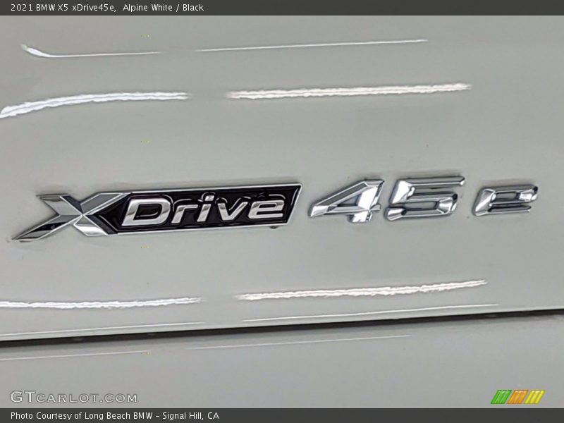 Alpine White / Black 2021 BMW X5 xDrive45e