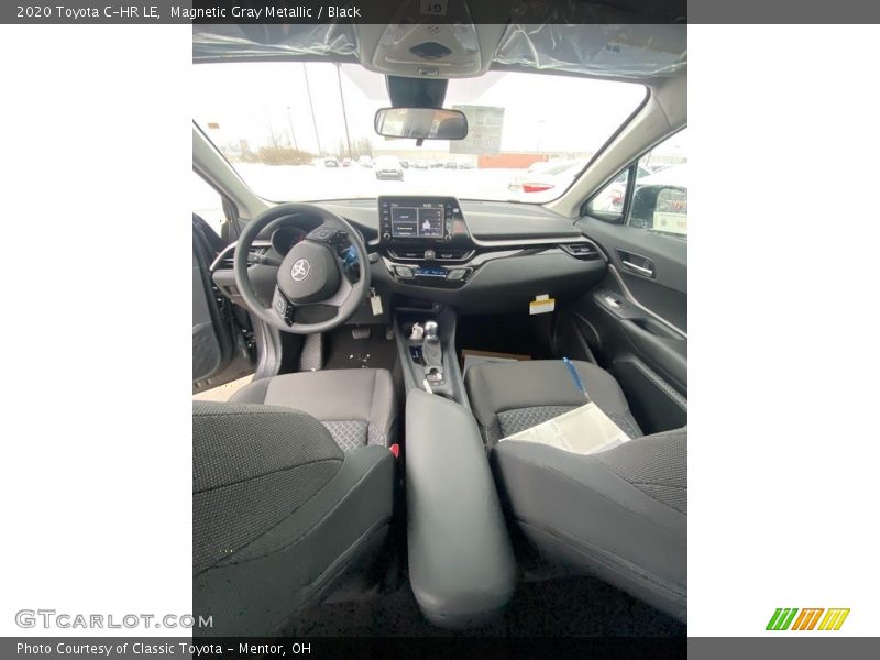 Magnetic Gray Metallic / Black 2020 Toyota C-HR LE