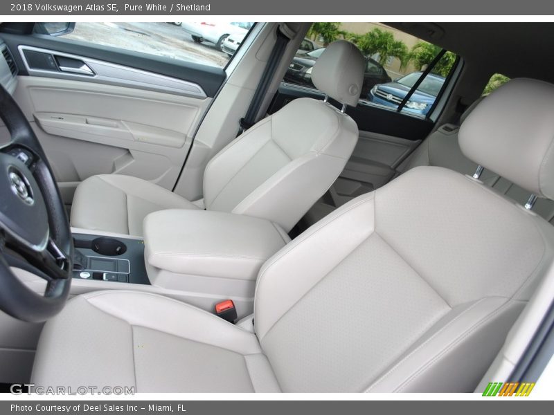 Front Seat of 2018 Atlas SE