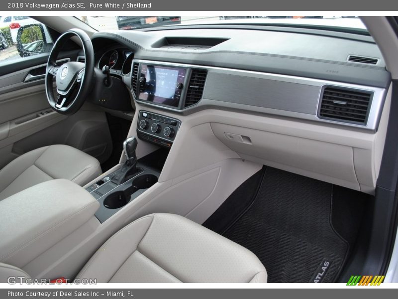  2018 Atlas SE Shetland Interior