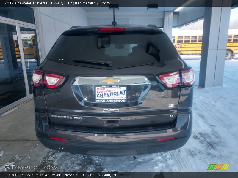 Tungsten Metallic / Ebony 2017 Chevrolet Traverse LT AWD