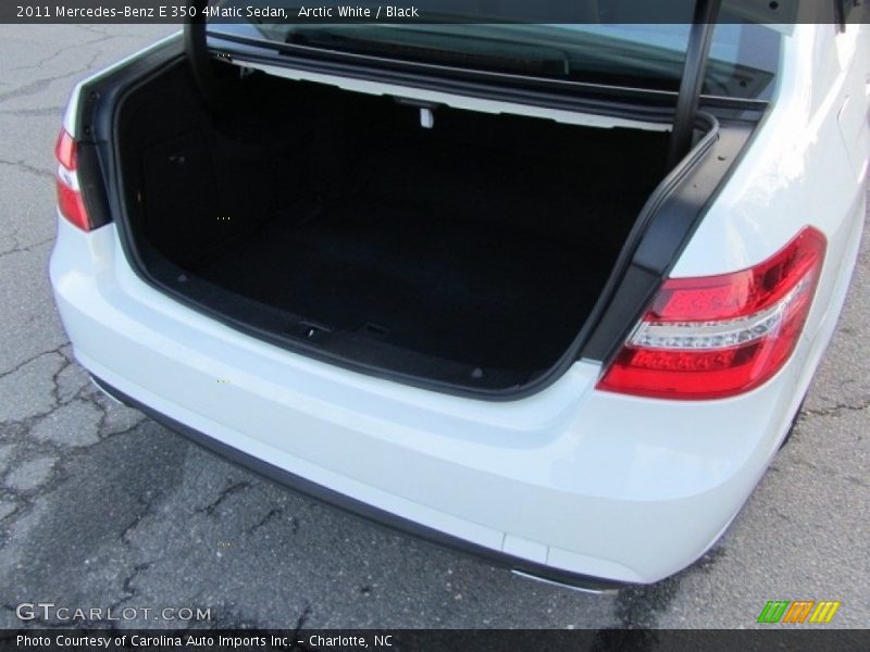 Arctic White / Black 2011 Mercedes-Benz E 350 4Matic Sedan