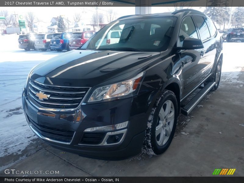 Tungsten Metallic / Ebony 2017 Chevrolet Traverse LT AWD