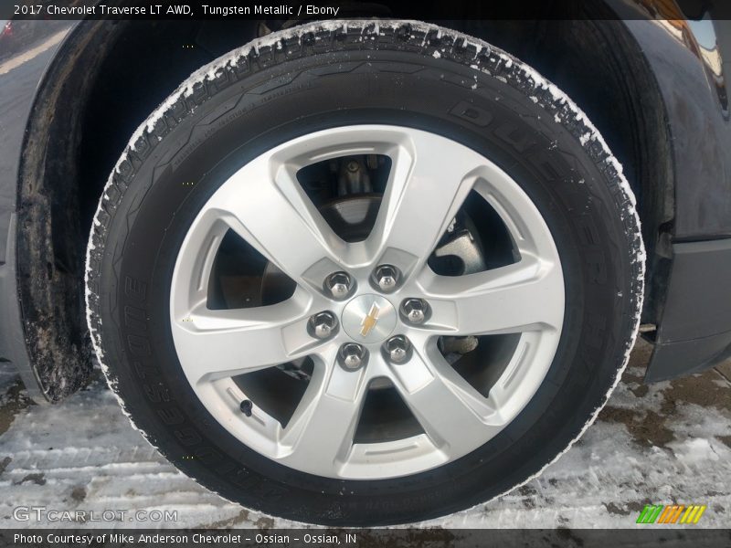 Tungsten Metallic / Ebony 2017 Chevrolet Traverse LT AWD