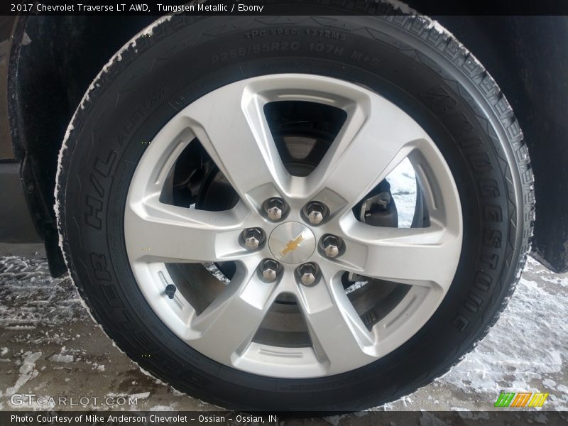 Tungsten Metallic / Ebony 2017 Chevrolet Traverse LT AWD