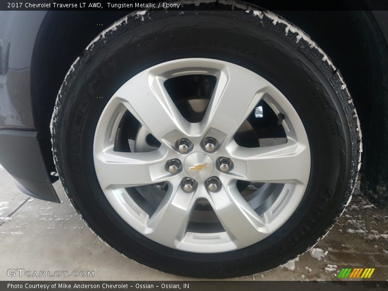 Tungsten Metallic / Ebony 2017 Chevrolet Traverse LT AWD