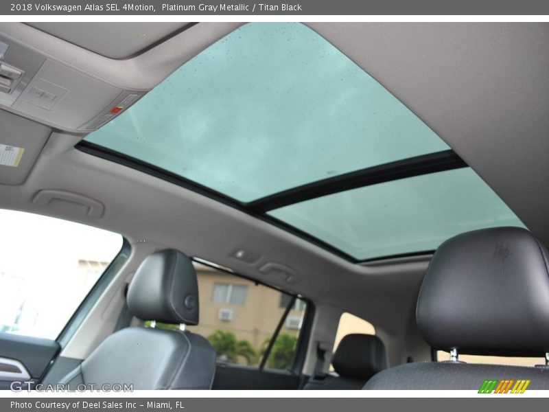 Sunroof of 2018 Atlas SEL 4Motion