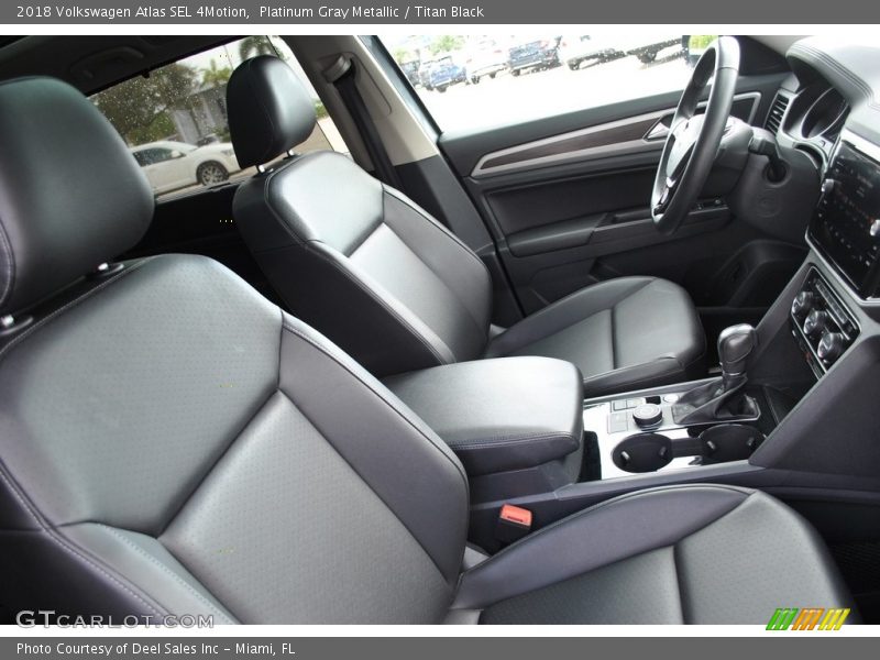 Front Seat of 2018 Atlas SEL 4Motion