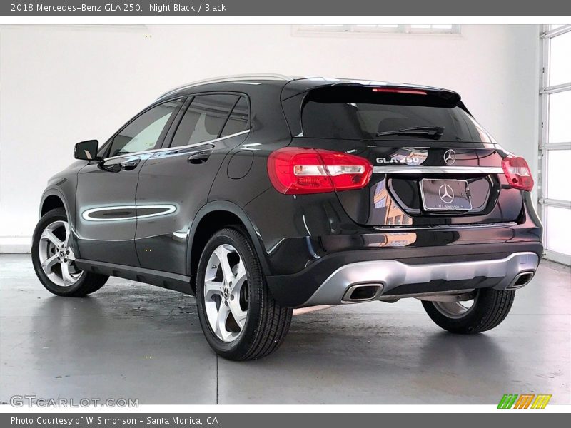 Night Black / Black 2018 Mercedes-Benz GLA 250
