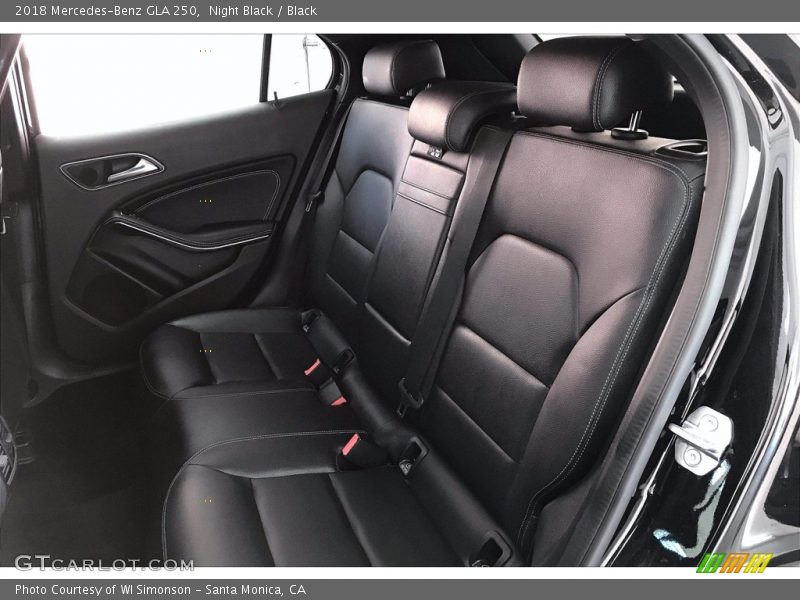 Night Black / Black 2018 Mercedes-Benz GLA 250