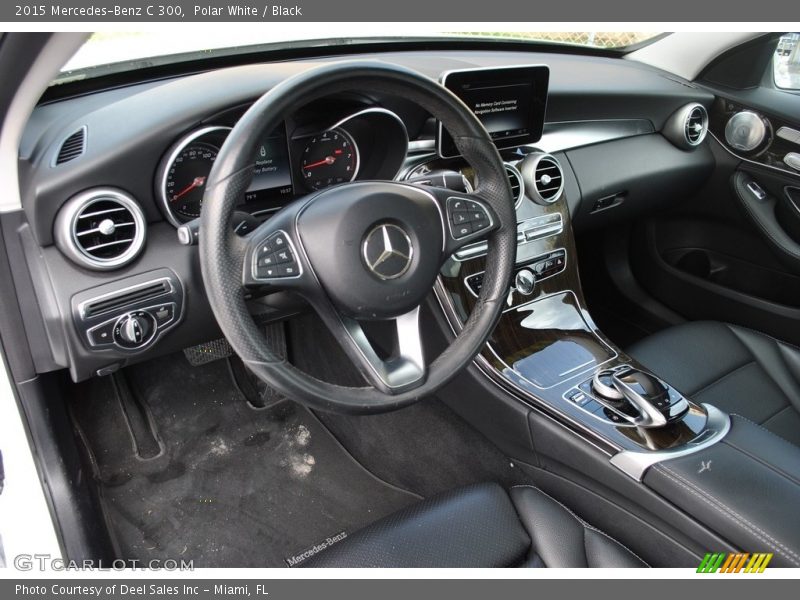 Polar White / Black 2015 Mercedes-Benz C 300