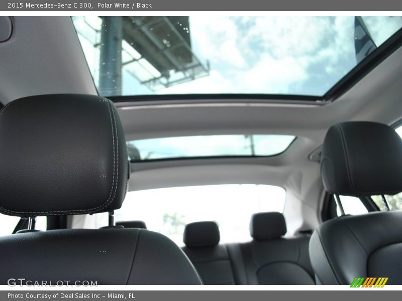 Polar White / Black 2015 Mercedes-Benz C 300