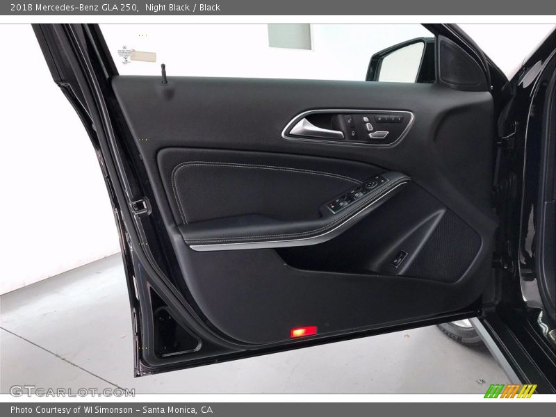 Night Black / Black 2018 Mercedes-Benz GLA 250