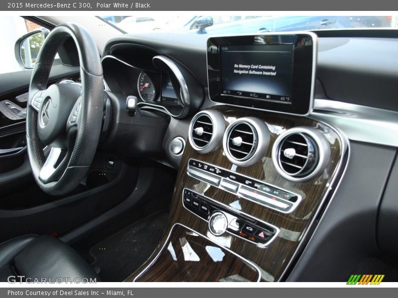 Polar White / Black 2015 Mercedes-Benz C 300