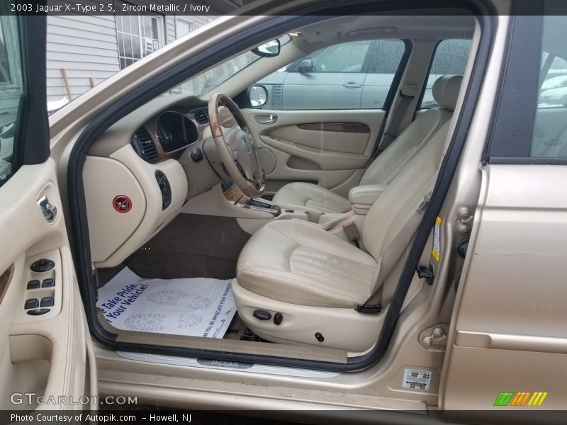 Zircon Metallic / Ivory 2003 Jaguar X-Type 2.5