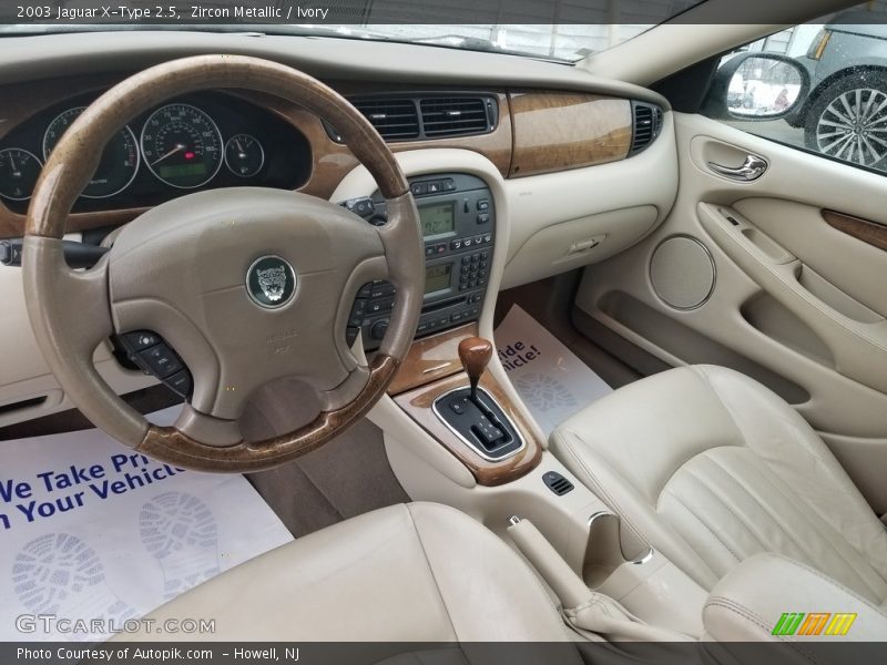 Zircon Metallic / Ivory 2003 Jaguar X-Type 2.5