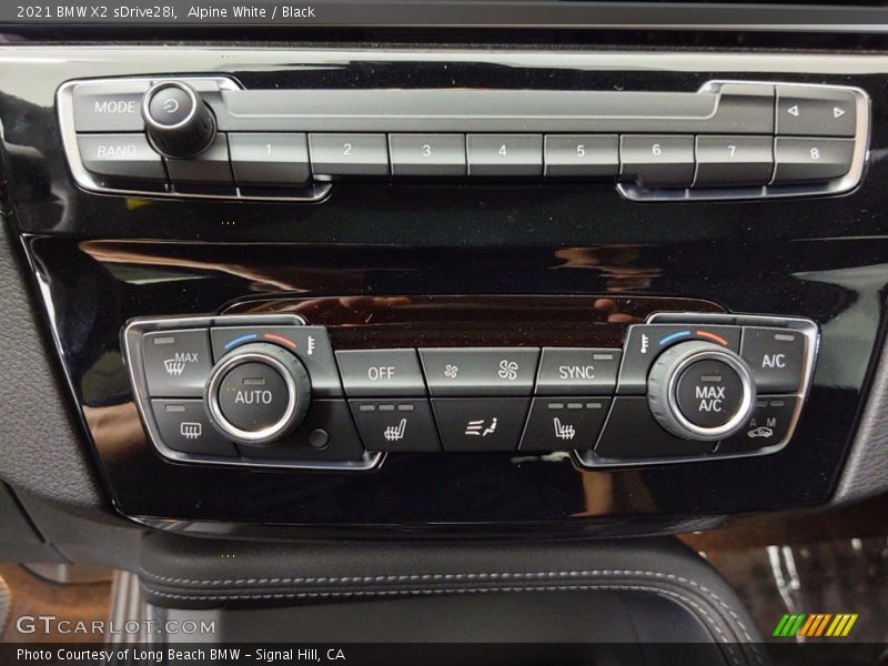 Alpine White / Black 2021 BMW X2 sDrive28i