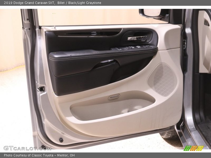 Billet / Black/Light Graystone 2019 Dodge Grand Caravan SXT