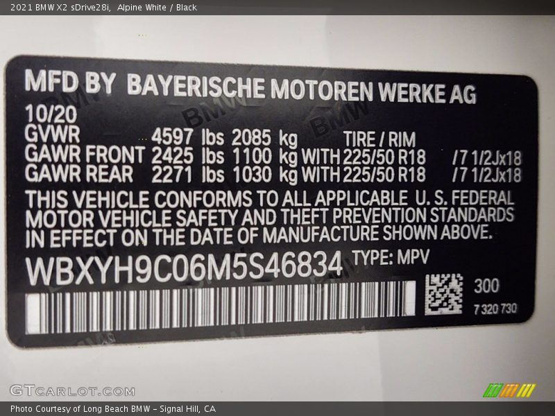 Alpine White / Black 2021 BMW X2 sDrive28i