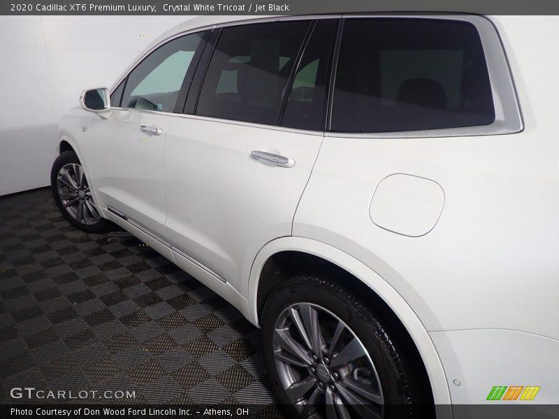 Crystal White Tricoat / Jet Black 2020 Cadillac XT6 Premium Luxury
