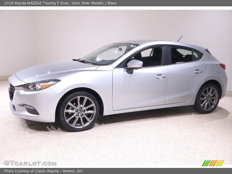 Sonic Silver Metallic / Black 2018 Mazda MAZDA3 Touring 5 Door